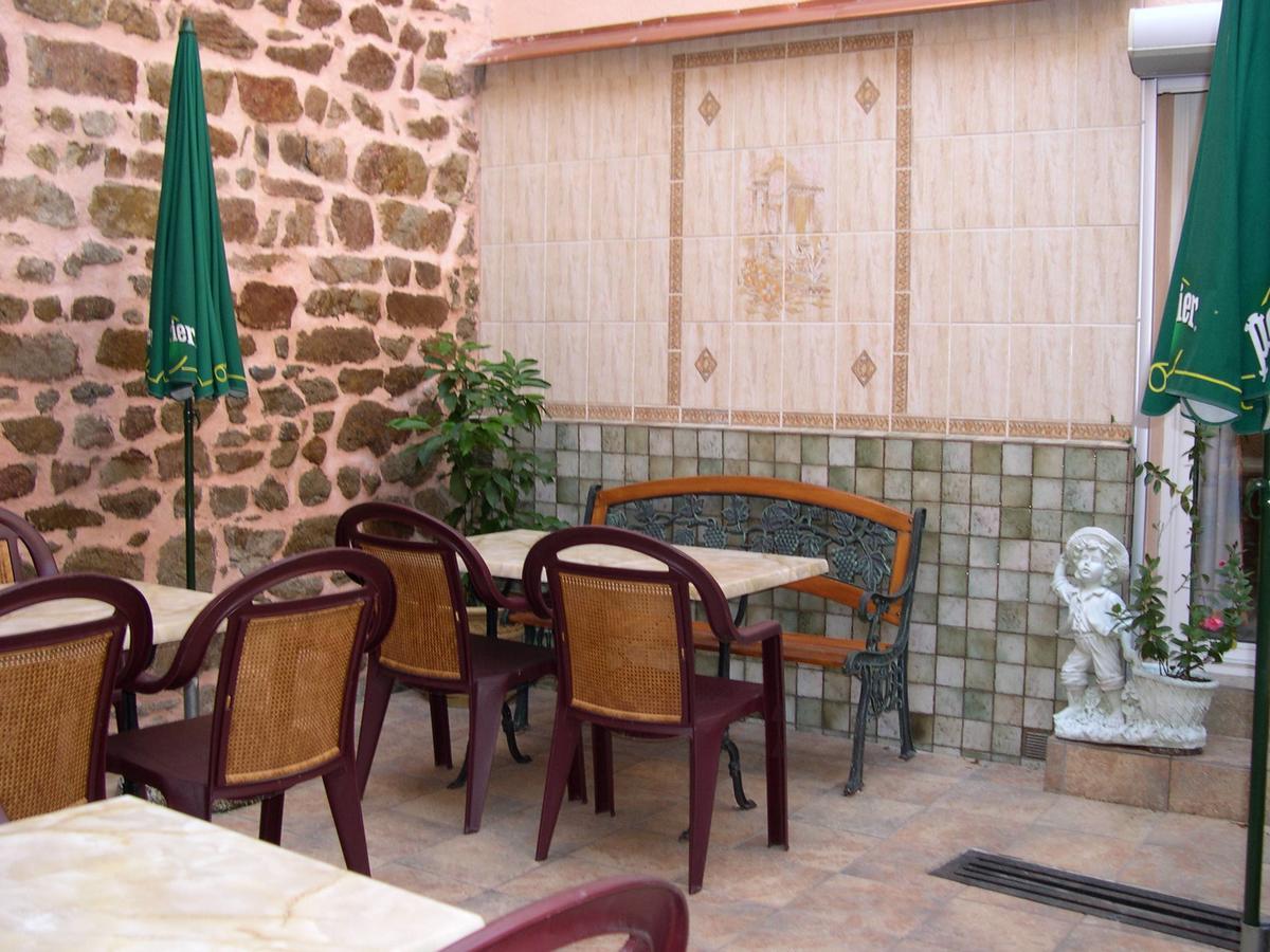 L'Ostalou Ξενοδοχείο Issoire Εξωτερικό φωτογραφία